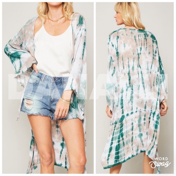 Danalli Tops - COPY - Tie-dye kimono